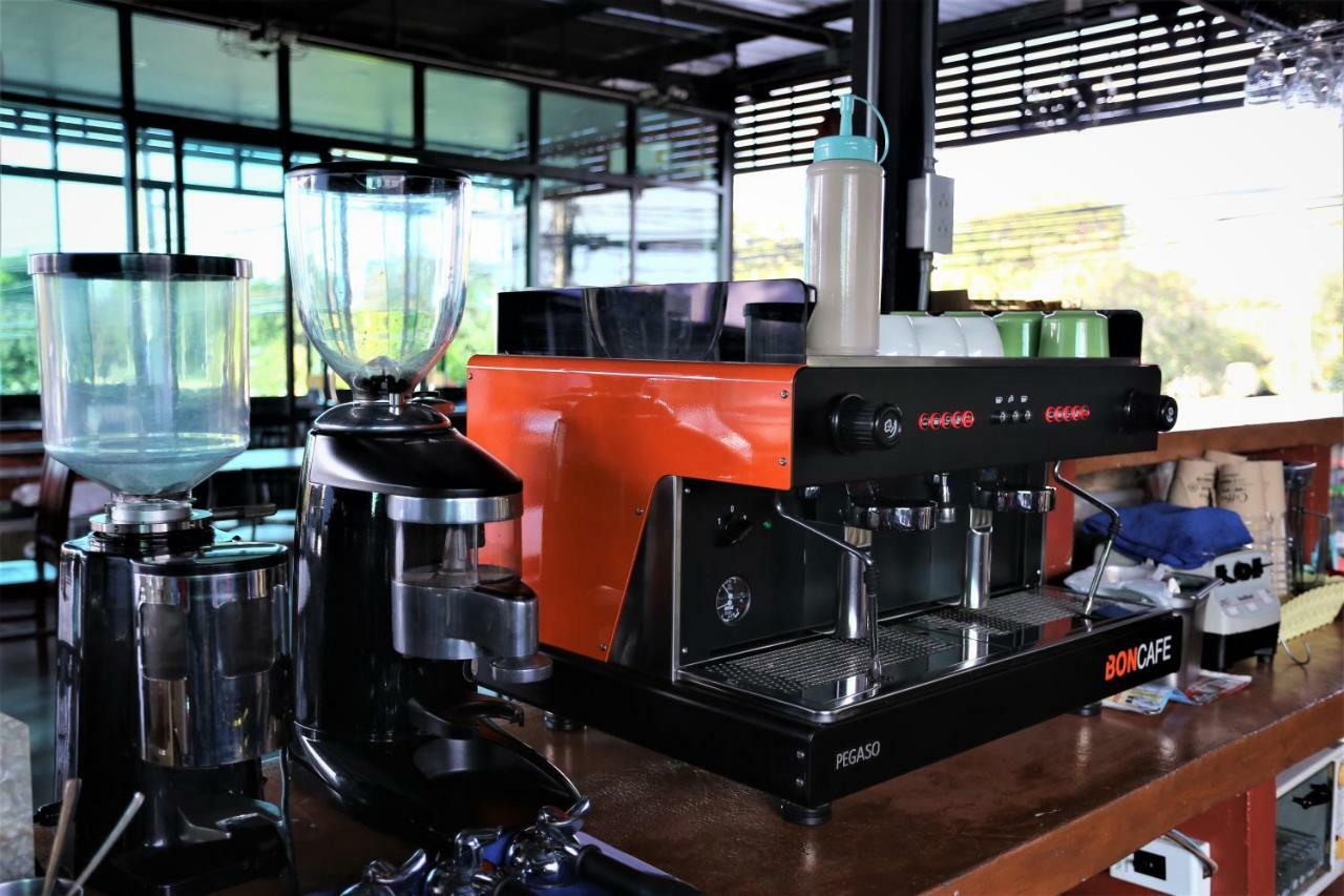 Baan Chang Hotel&Coffee House Tak Bagian luar foto