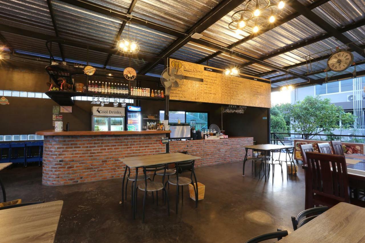 Baan Chang Hotel&Coffee House Tak Bagian luar foto